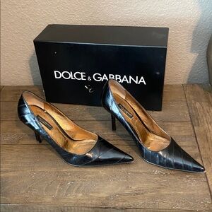 Dolce & Gabbana   Decollette Anguilia  Eel skin heels in black 6    EU 36.5